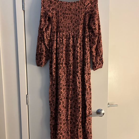 NWT Faherty Susanna smocked dress - Picture 2 of 3
